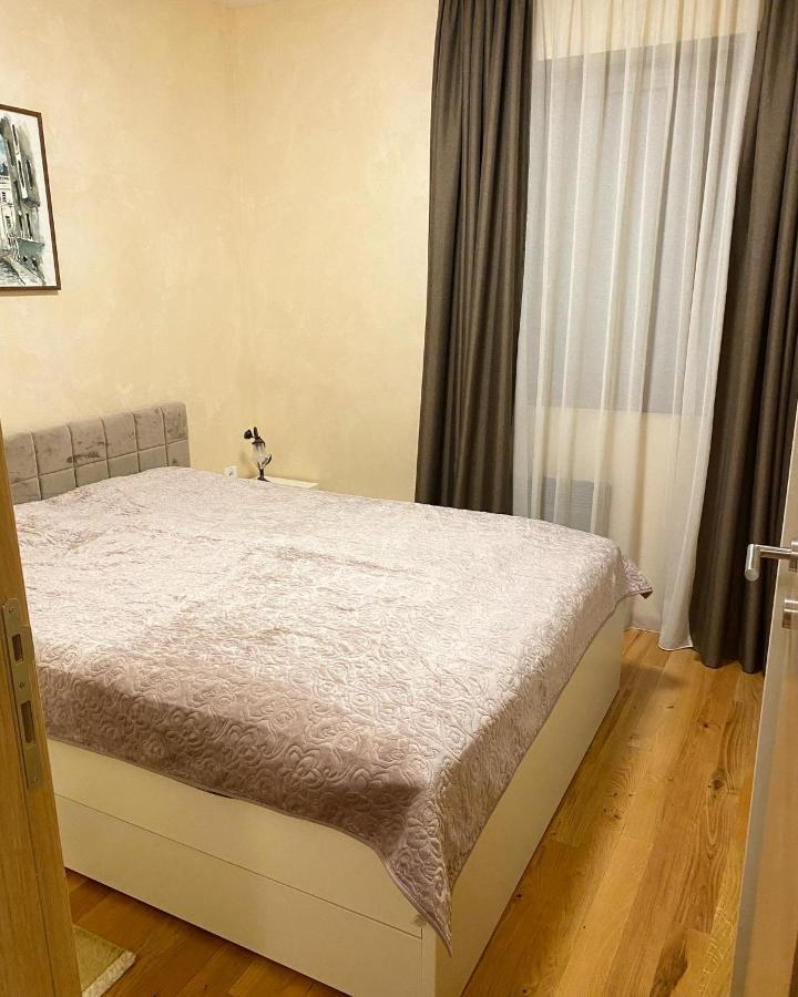 Apartman Mia, Apartmansko Naselje “tajna” Apartment